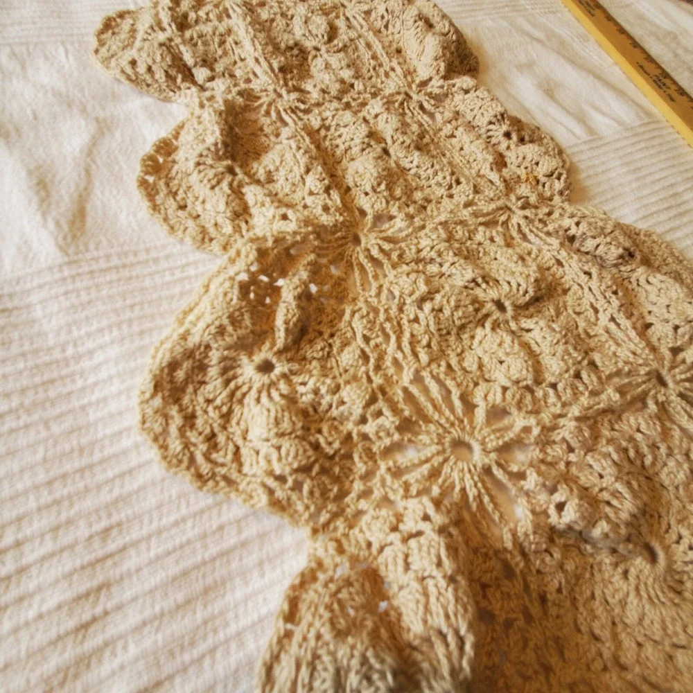 Doily Hand made brown Crocheted Table Runner 40